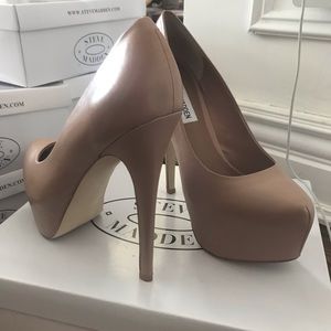 Steve Madden Pumps